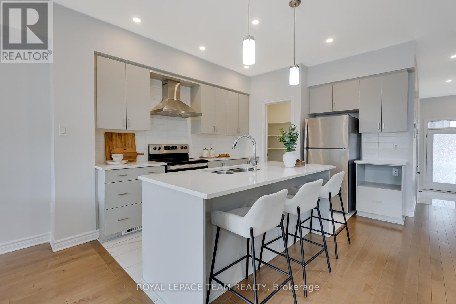 840 Clapham Terrace, Ottawa, Ontario  K2S 2N8 - Photo 11 - X12877342