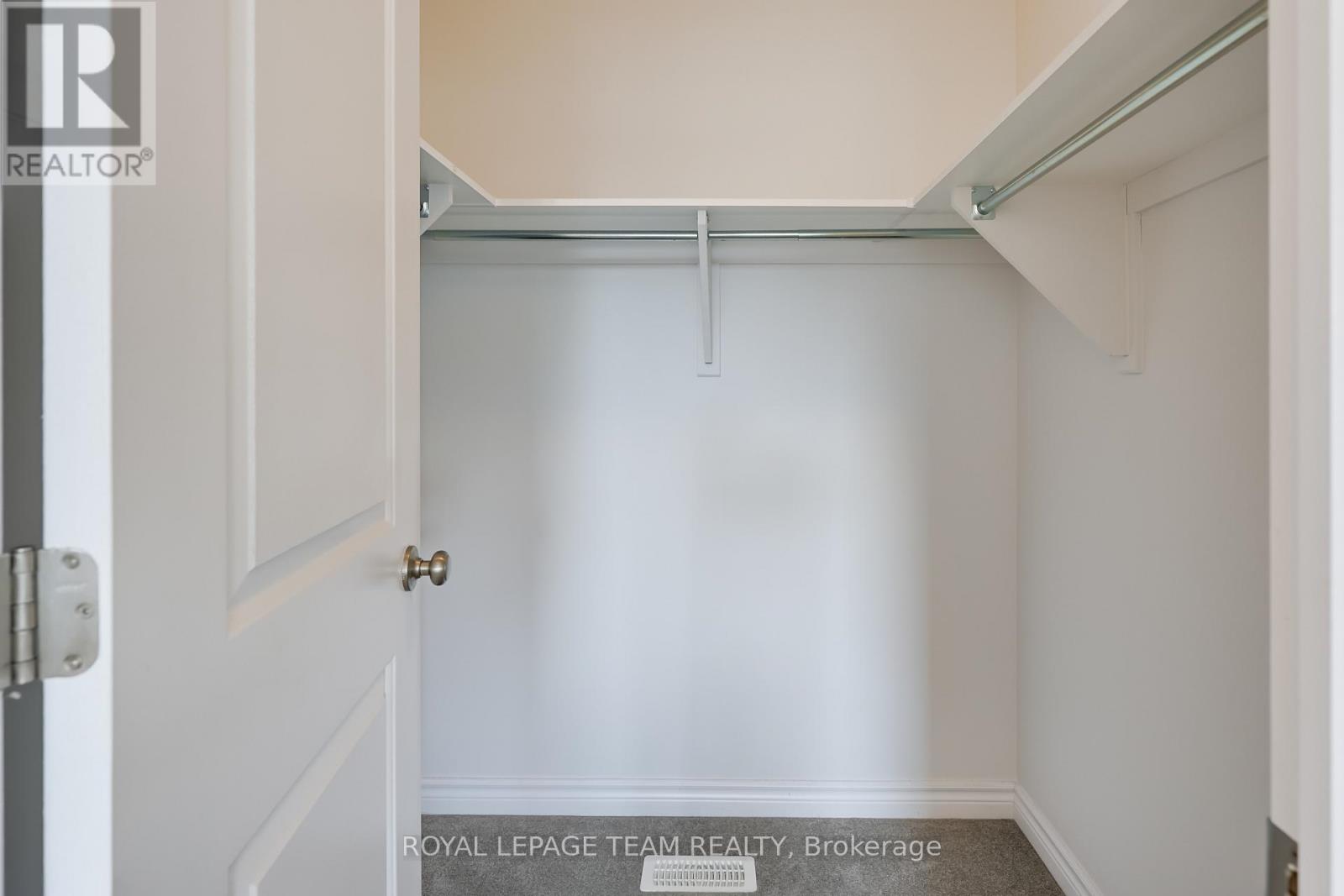 840 Clapham Terrace, Ottawa, Ontario  K2S 2N8 - Photo 35 - X12877342