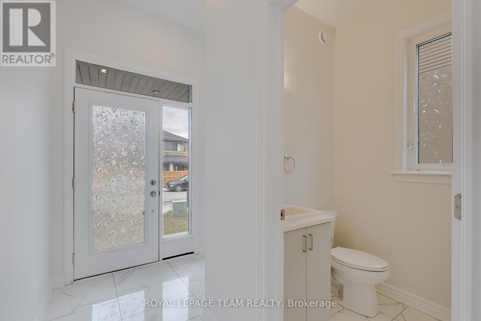 840 Clapham Terrace, Ottawa, Ontario  K2S 2N8 - Photo 6 - X12877342