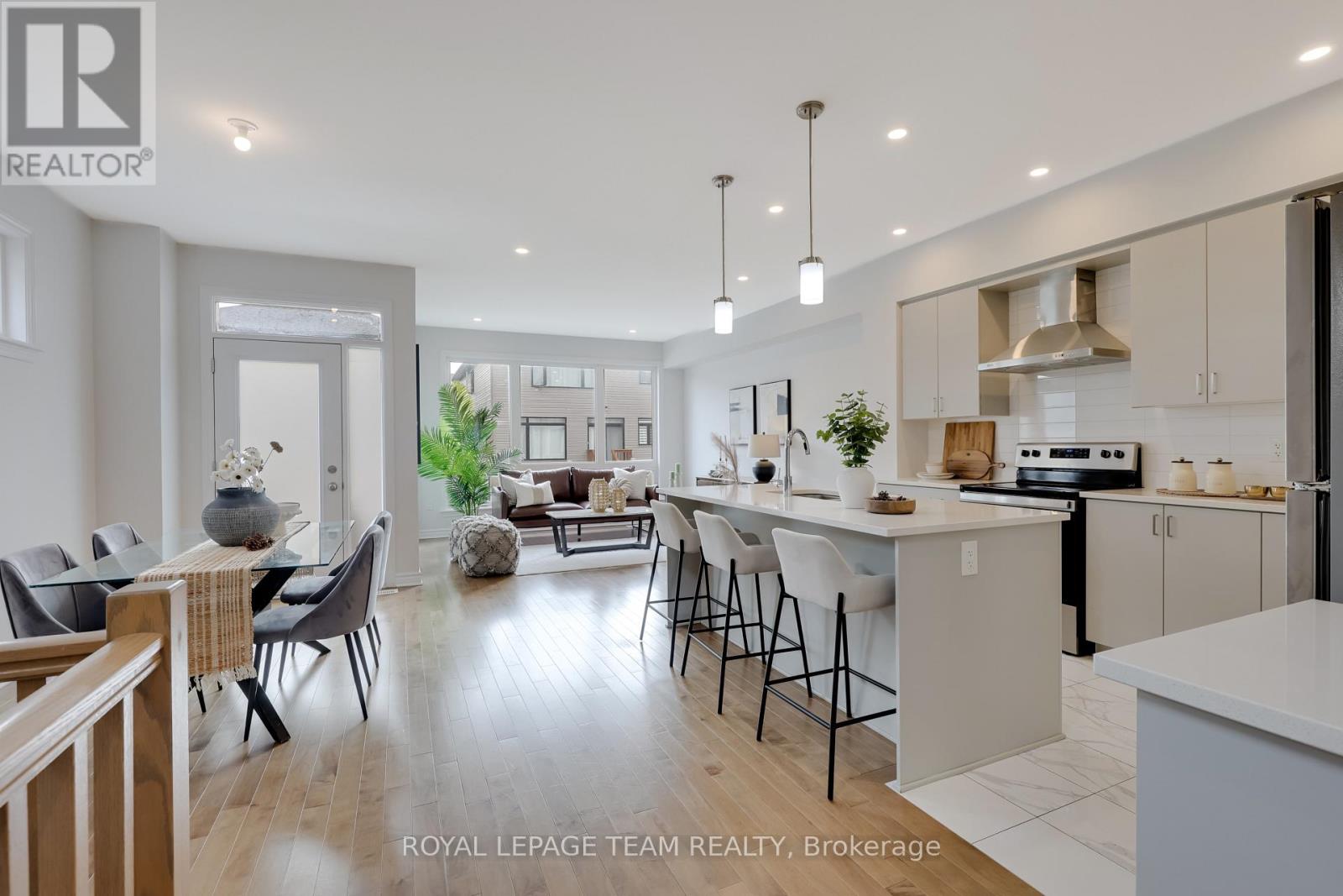 840 Clapham Terrace, Ottawa, Ontario  K2S 2N8 - Photo 9 - X12877342