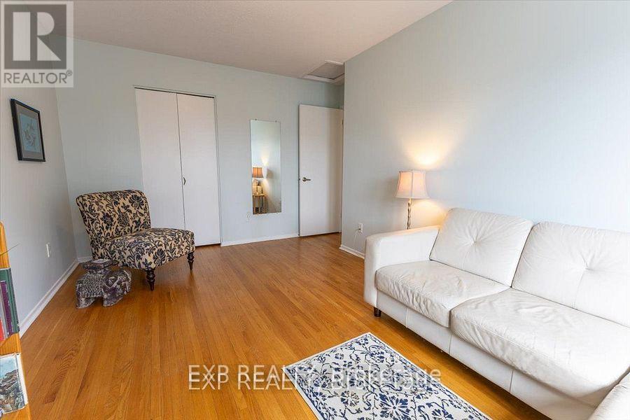 422 Kintyre Private, Ottawa, Ontario  K2C 3M7 - Photo 22 - X12877356