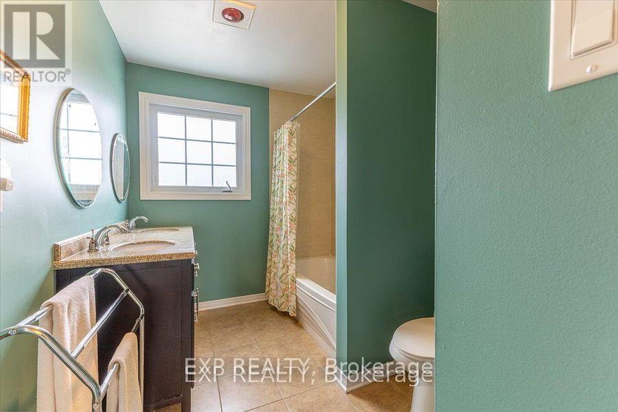 422 Kintyre Private, Ottawa, Ontario  K2C 3M7 - Photo 24 - X12877356