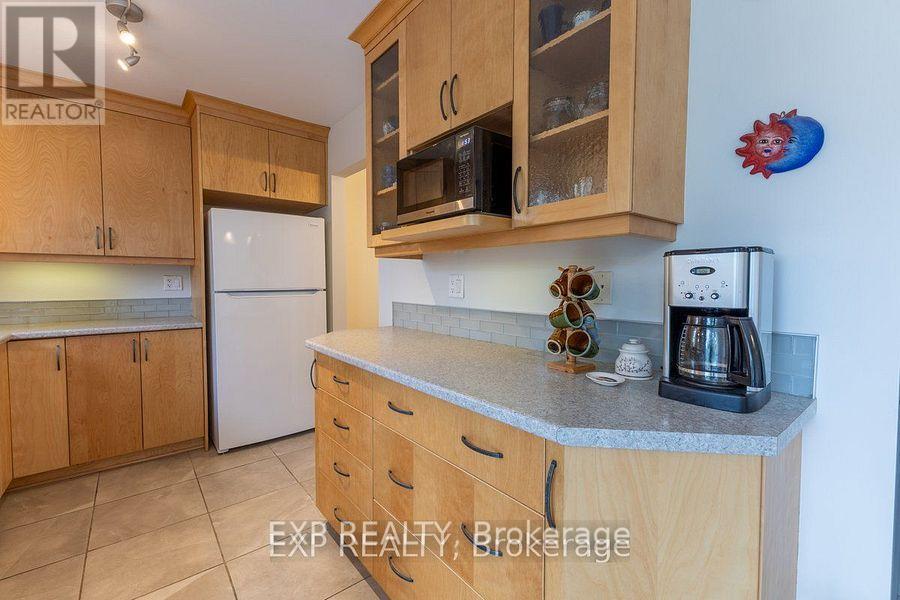 422 Kintyre Private, Ottawa, Ontario  K2C 3M7 - Photo 9 - X12877356