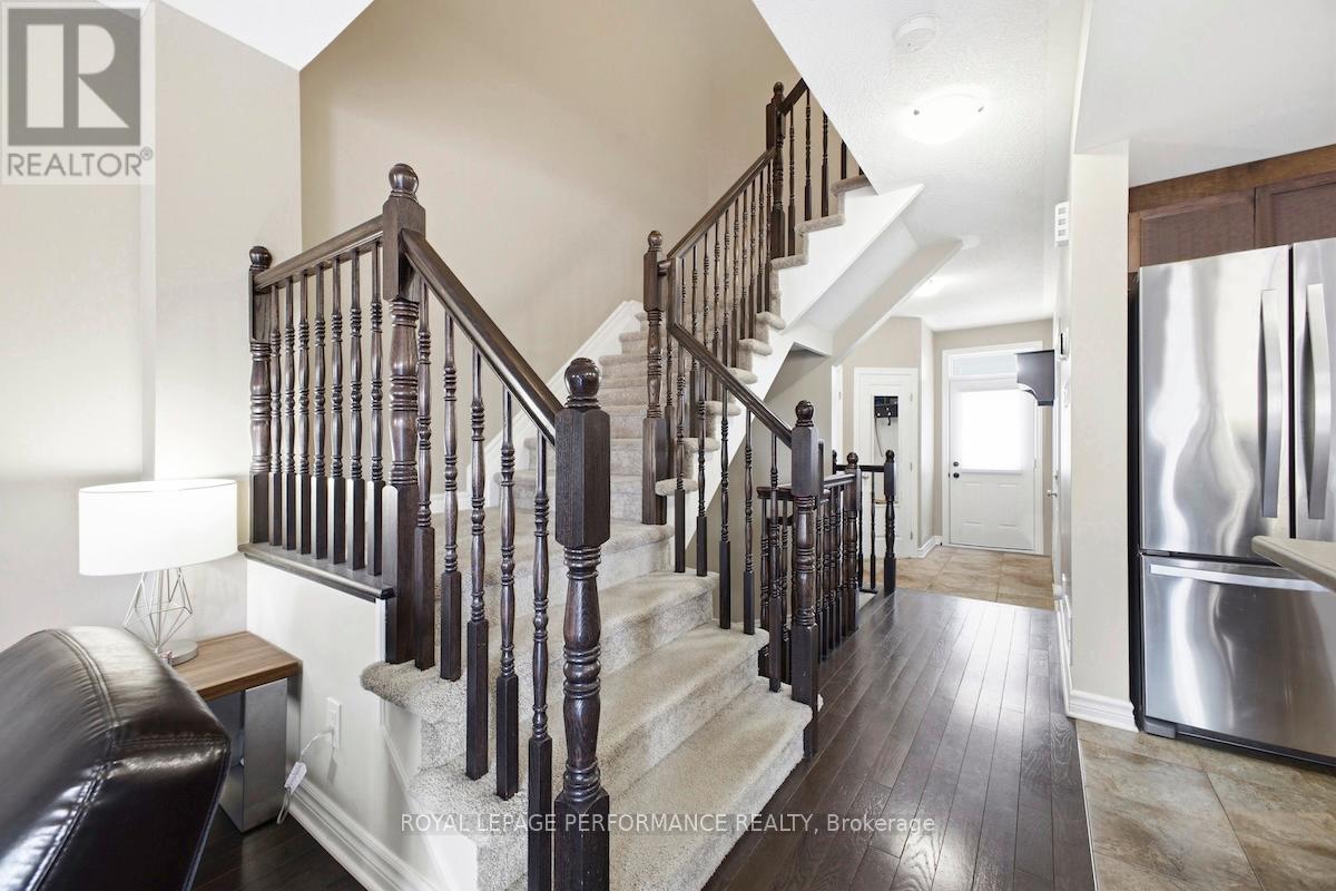 511 Voie Du Pin Rouge Way, Ottawa, Ontario  K1W 0C4 - Photo 11 - X12877364