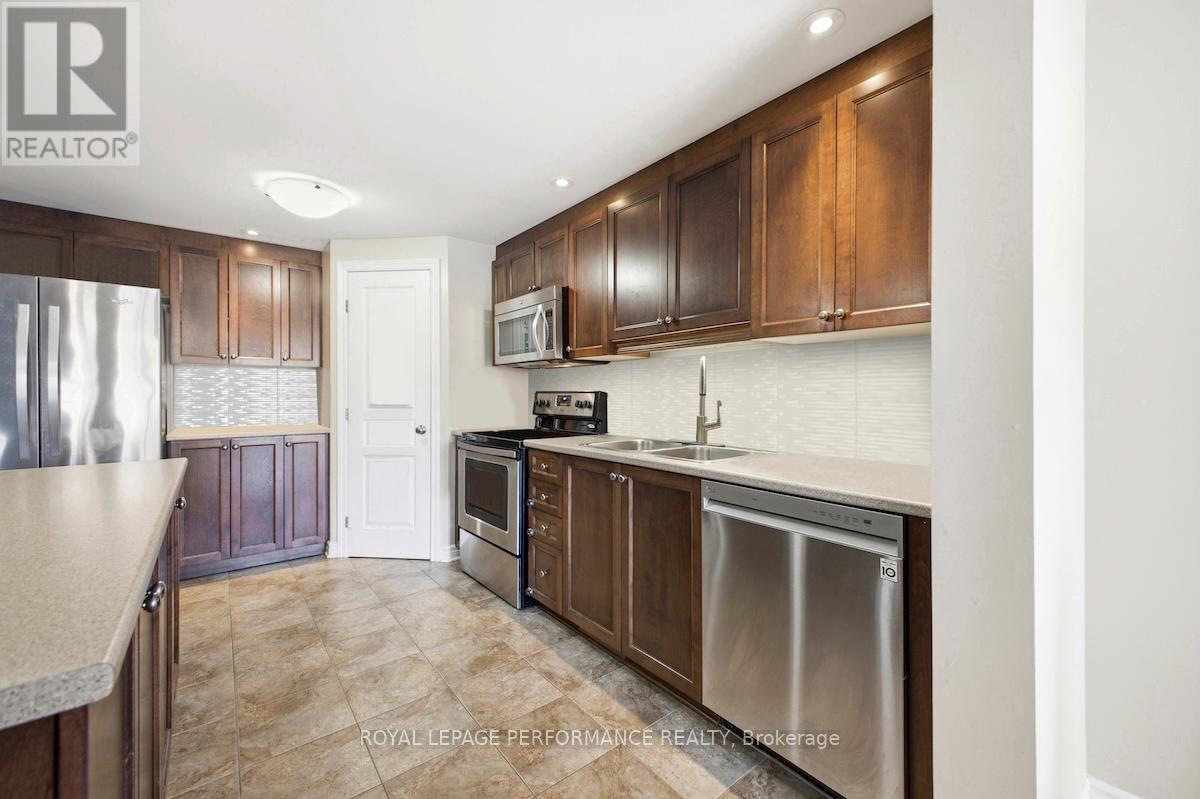 511 Voie Du Pin Rouge Way, Ottawa, Ontario  K1W 0C4 - Photo 6 - X12877364