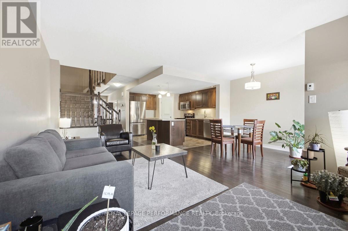 511 Voie Du Pin Rouge Way, Ottawa, Ontario  K1W 0C4 - Photo 9 - X12877364