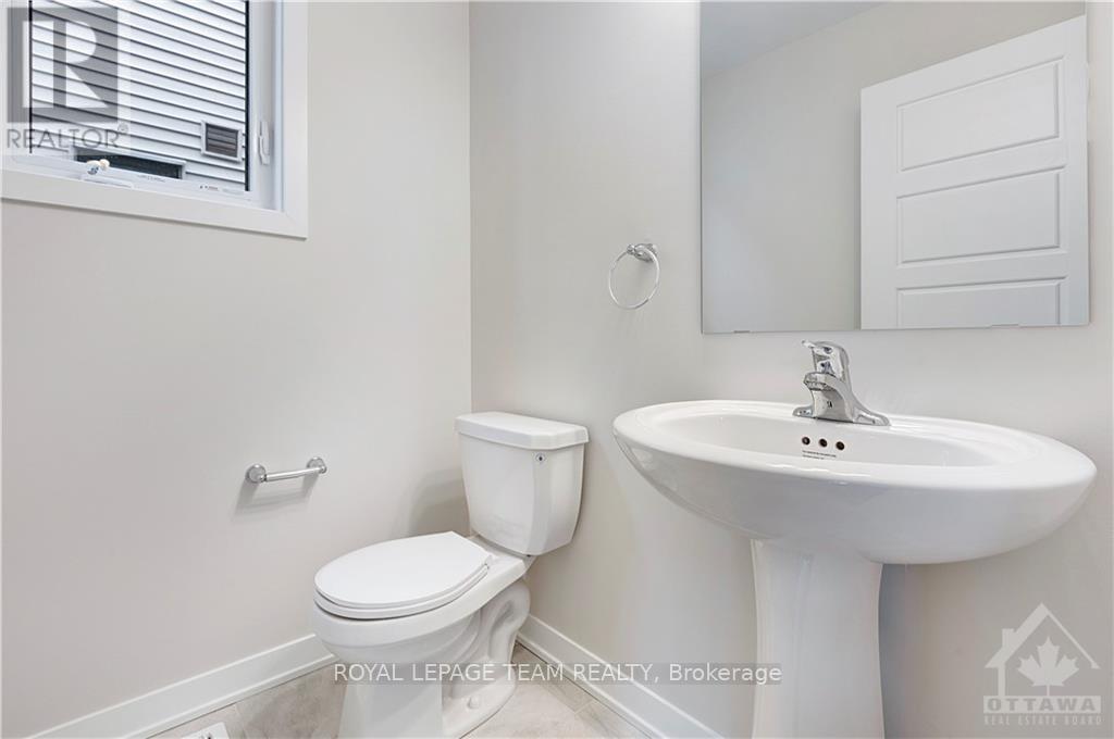 3013 Rhyolite Way, Ottawa, Ontario  K2J 7J4 - Photo 12 - X12877496