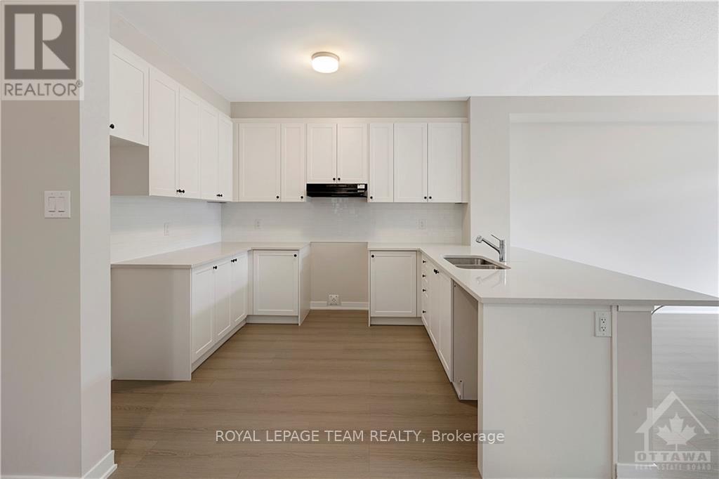3013 Rhyolite Way, Ottawa, Ontario  K2J 7J4 - Photo 9 - X12877496
