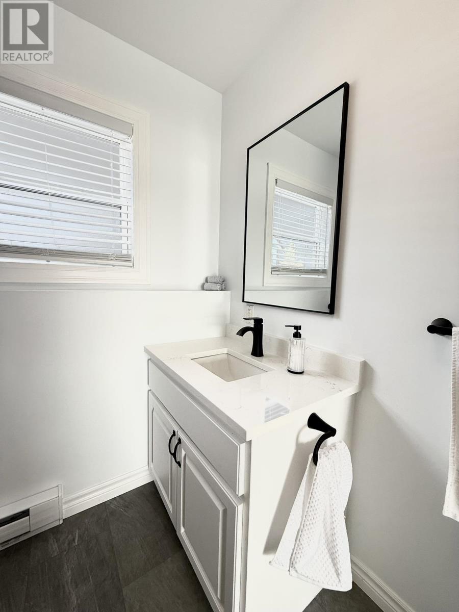 8 Burns Avenue, Stanley Bridge, Prince Edward Island  C0A 1N0 - Photo 34 - 202604455