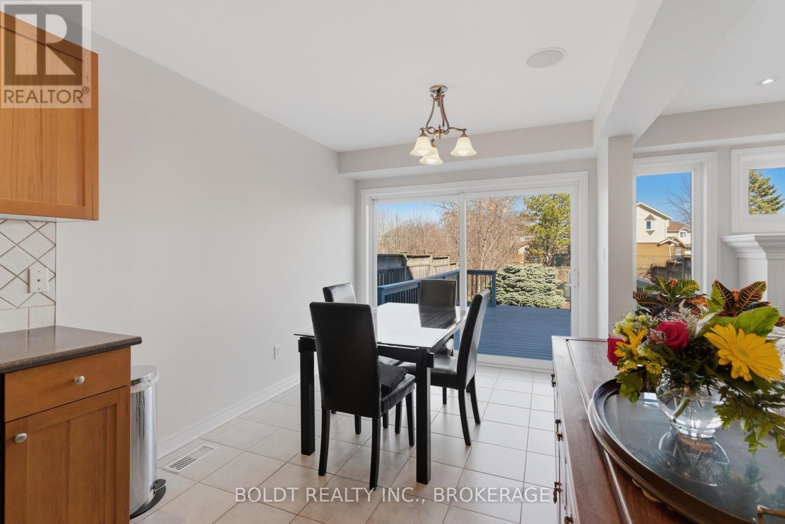 153 Mcbride Drive, St. Catharines (Rykert/vansickle), Ontario  L2S 4E2 - Photo 12 - X12877416