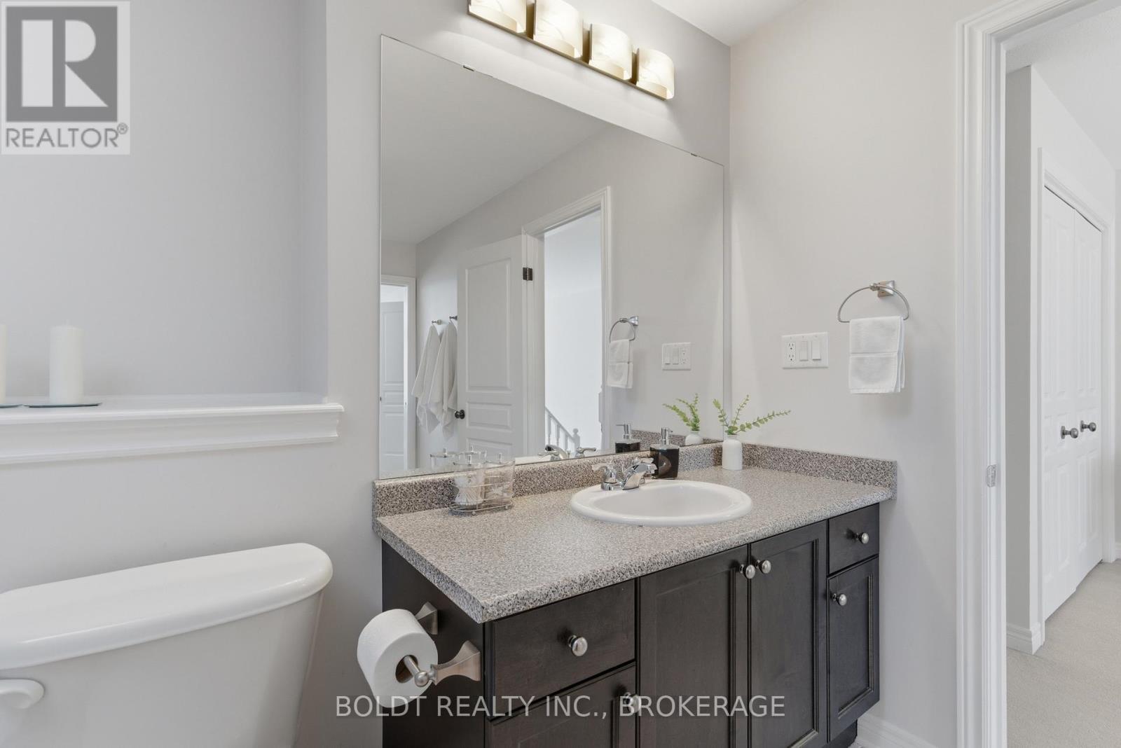 153 Mcbride Drive, St. Catharines (Rykert/vansickle), Ontario  L2S 4E2 - Photo 19 - X12877416