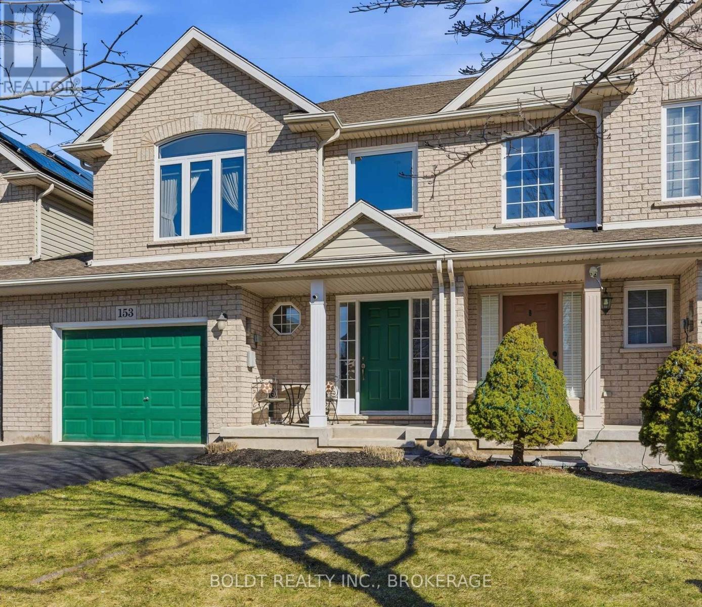 153 Mcbride Drive, St. Catharines (Rykert/vansickle), Ontario  L2S 4E2 - Photo 2 - X12877416