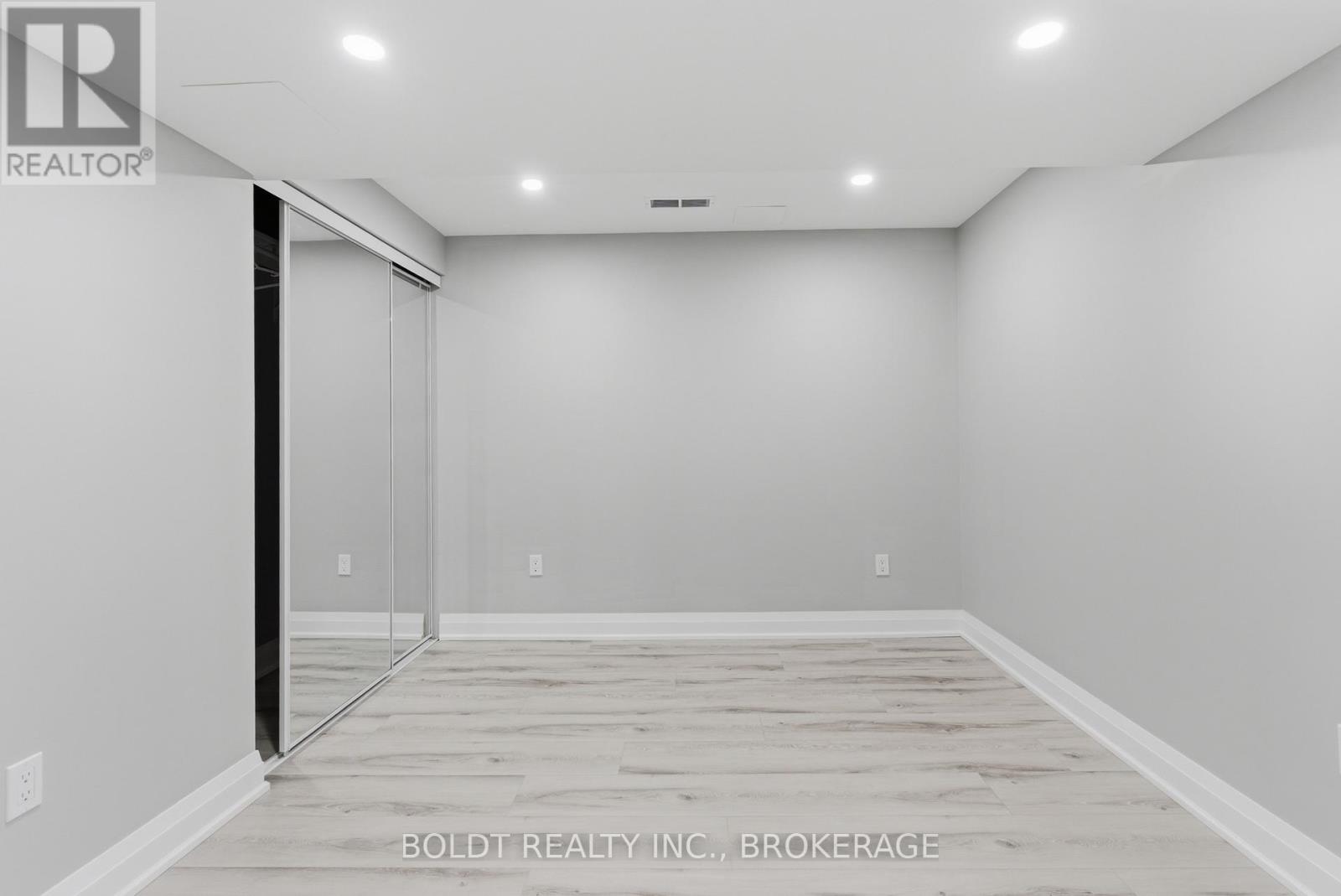 153 Mcbride Drive, St. Catharines (Rykert/vansickle), Ontario  L2S 4E2 - Photo 30 - X12877416