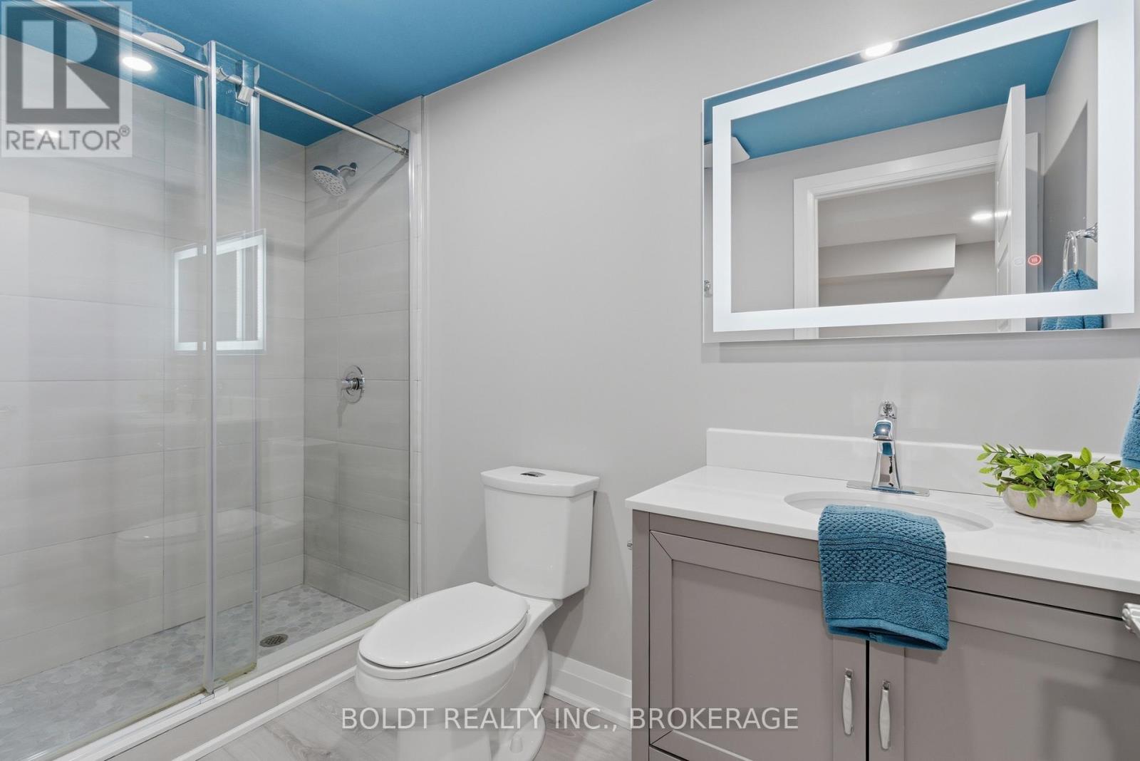 153 Mcbride Drive, St. Catharines (Rykert/vansickle), Ontario  L2S 4E2 - Photo 32 - X12877416