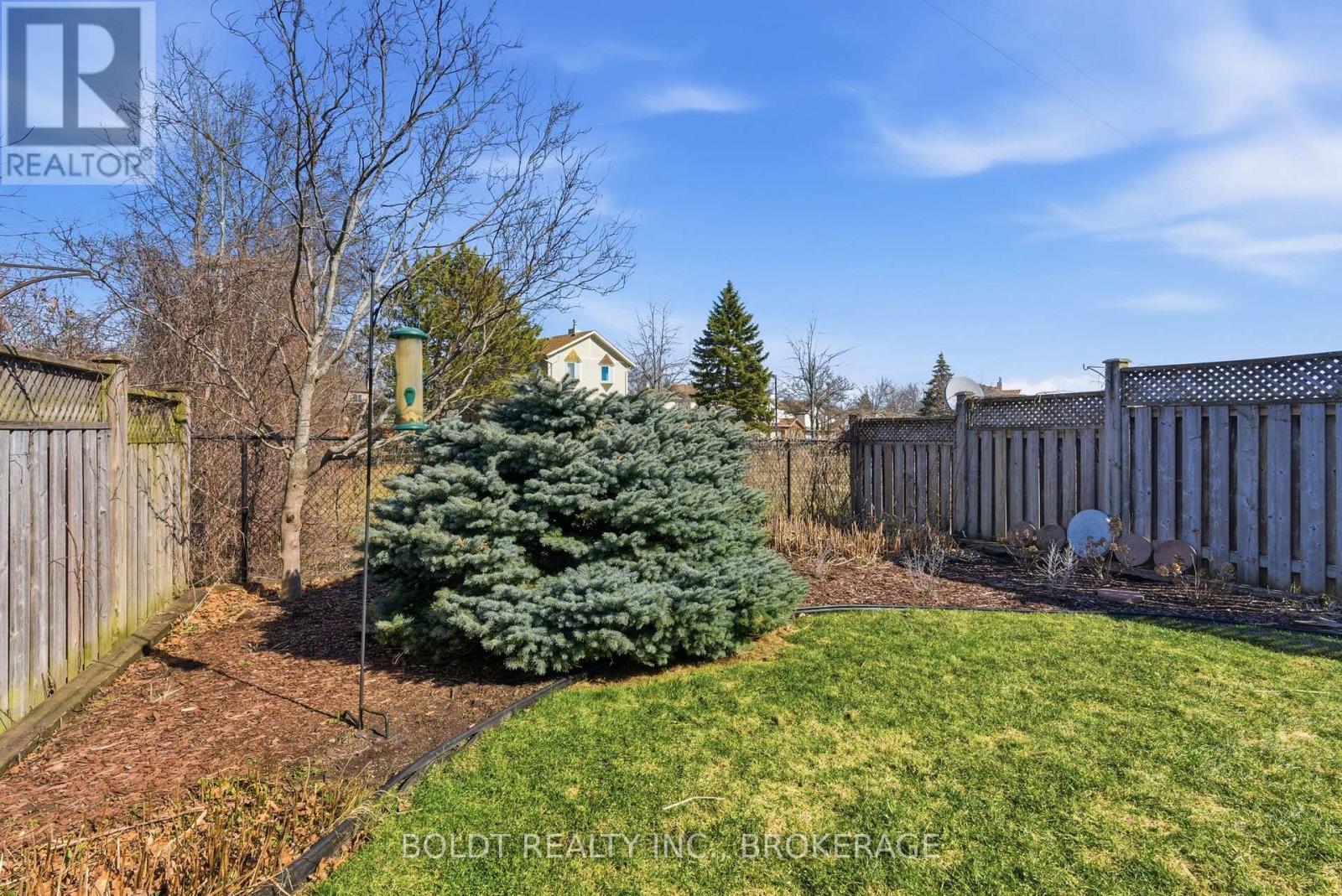 153 Mcbride Drive, St. Catharines (Rykert/vansickle), Ontario  L2S 4E2 - Photo 35 - X12877416