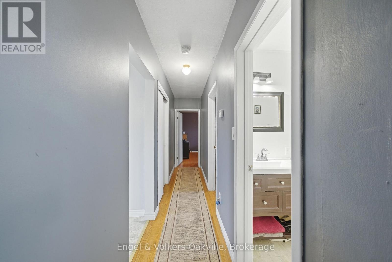 56 Bloomfield Avenue, St. Catharines (Secord Woods), Ontario  L2P 1X3 - Photo 15 - X12877390