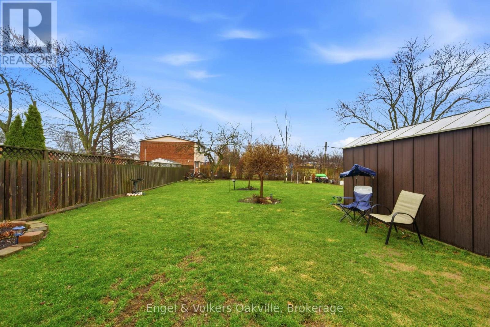 56 Bloomfield Avenue, St. Catharines (Secord Woods), Ontario  L2P 1X3 - Photo 22 - X12877390