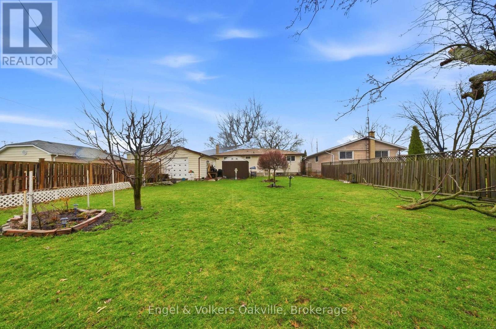 56 Bloomfield Avenue, St. Catharines (Secord Woods), Ontario  L2P 1X3 - Photo 24 - X12877390