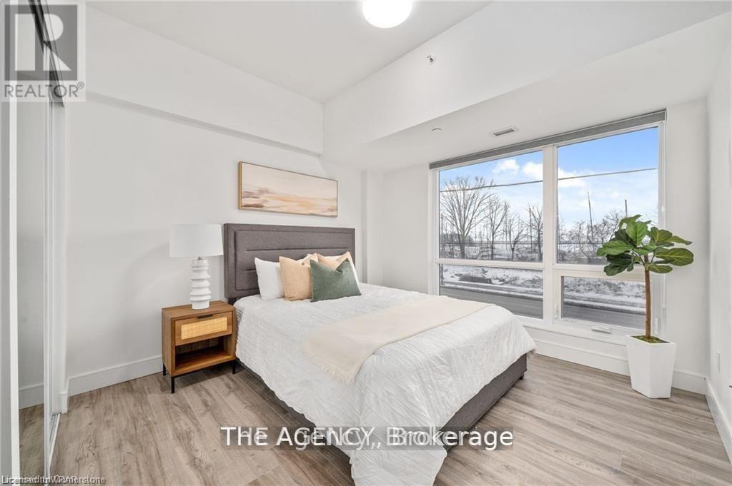 506 - 2 Dundas Street, Belleville (Belleville Ward), Ontario  K8P 1A1 - Photo 8 - X12877470