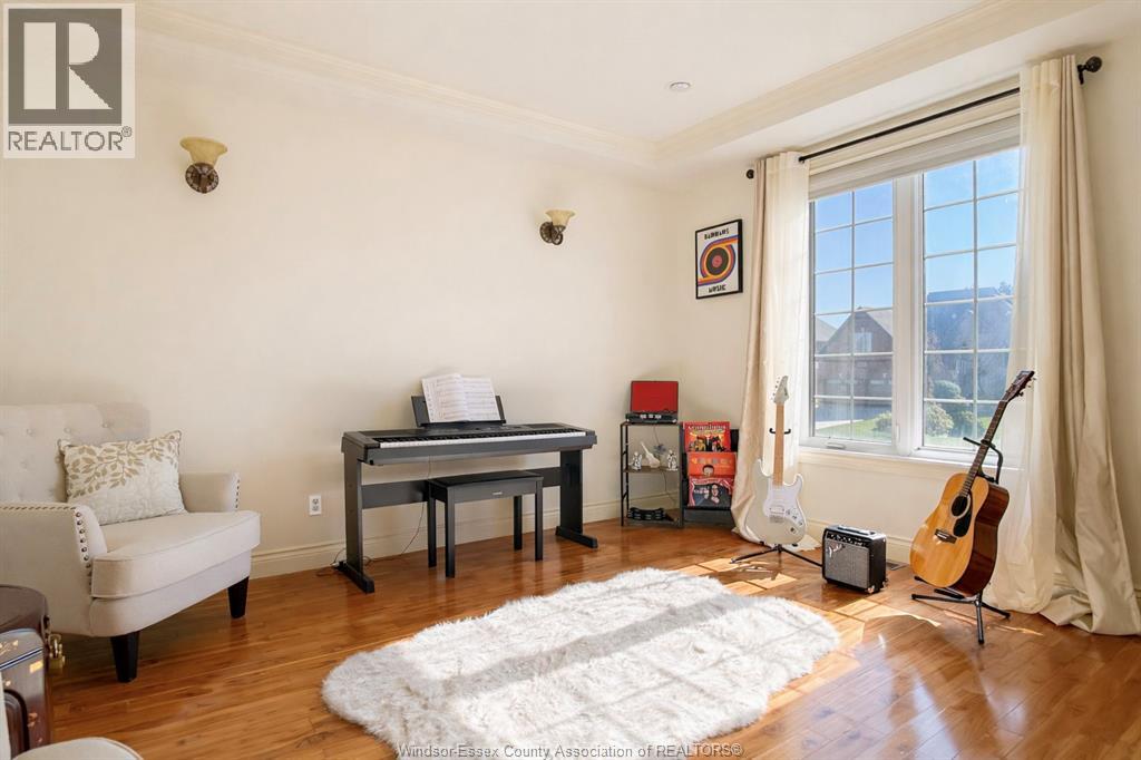 1042 Huntington, Lakeshore, Ontario  N8L 0W2 - Photo 4 - 26005131