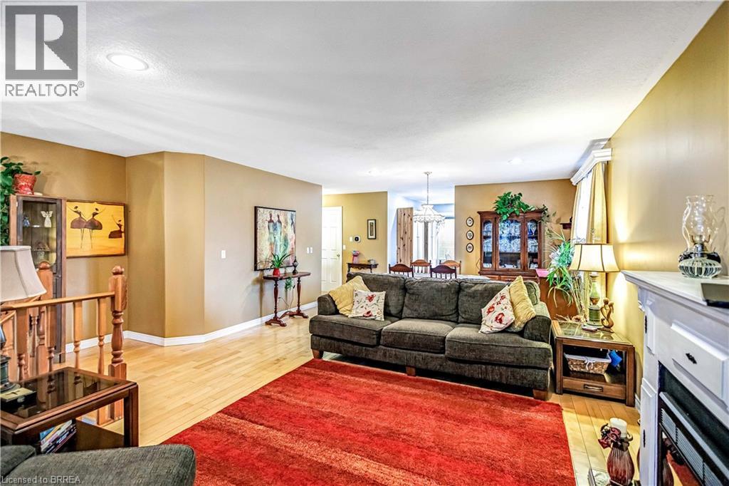 102 Mcguiness Drive, Brantford, Ontario  N3T 6R7 - Photo 6 - 40811135