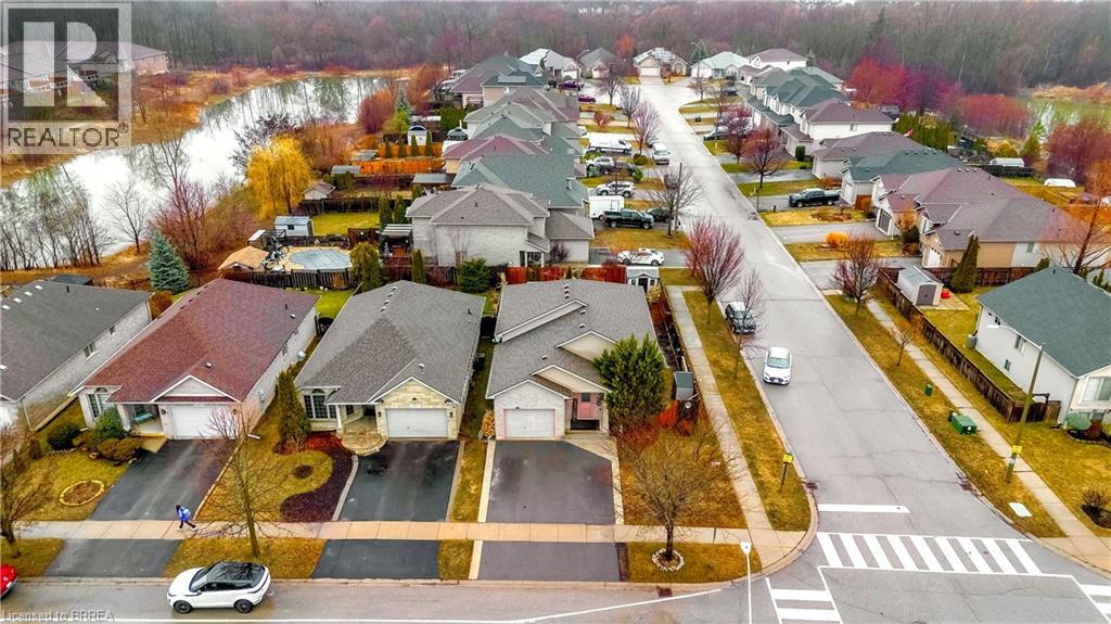 102 MCGUINESS Drive, Brantford, Ontario