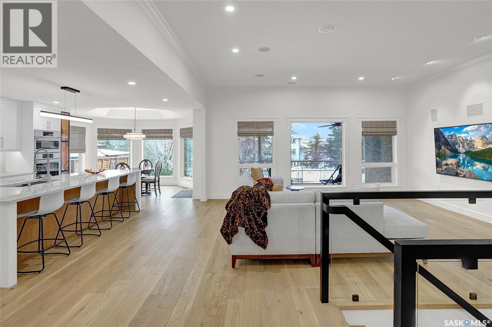 9275 Wascana Mews, Regina, Saskatchewan  S4V 2W4 - Photo 4 - SK030235