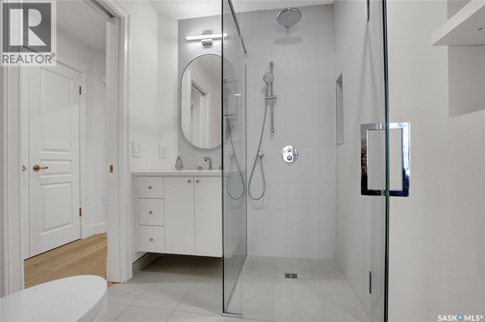 9275 Wascana Mews, Regina, Saskatchewan  S4V 2W4 - Photo 33 - SK030235