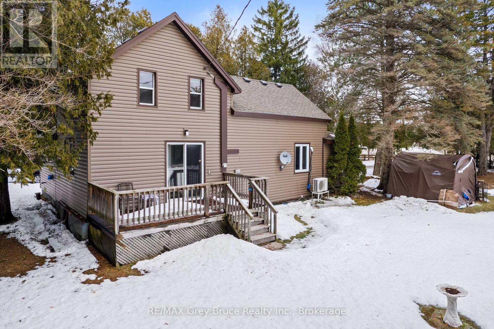 1201 Highway 6, South Bruce Peninsula, Ontario  N0H 1X0 - Photo 2 - X12877320