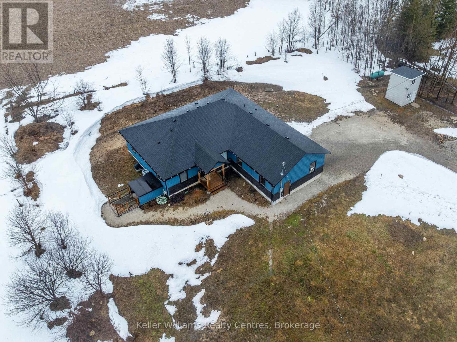 20 Red Bay Road, South Bruce Peninsula, Ontario  N0H 2T0 - Photo 2 - X12877384