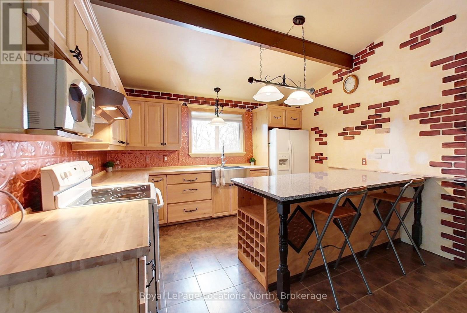 245573 22 Side Road, Meaford, Ontario  N4L 0A7 - Photo 9 - X12877392