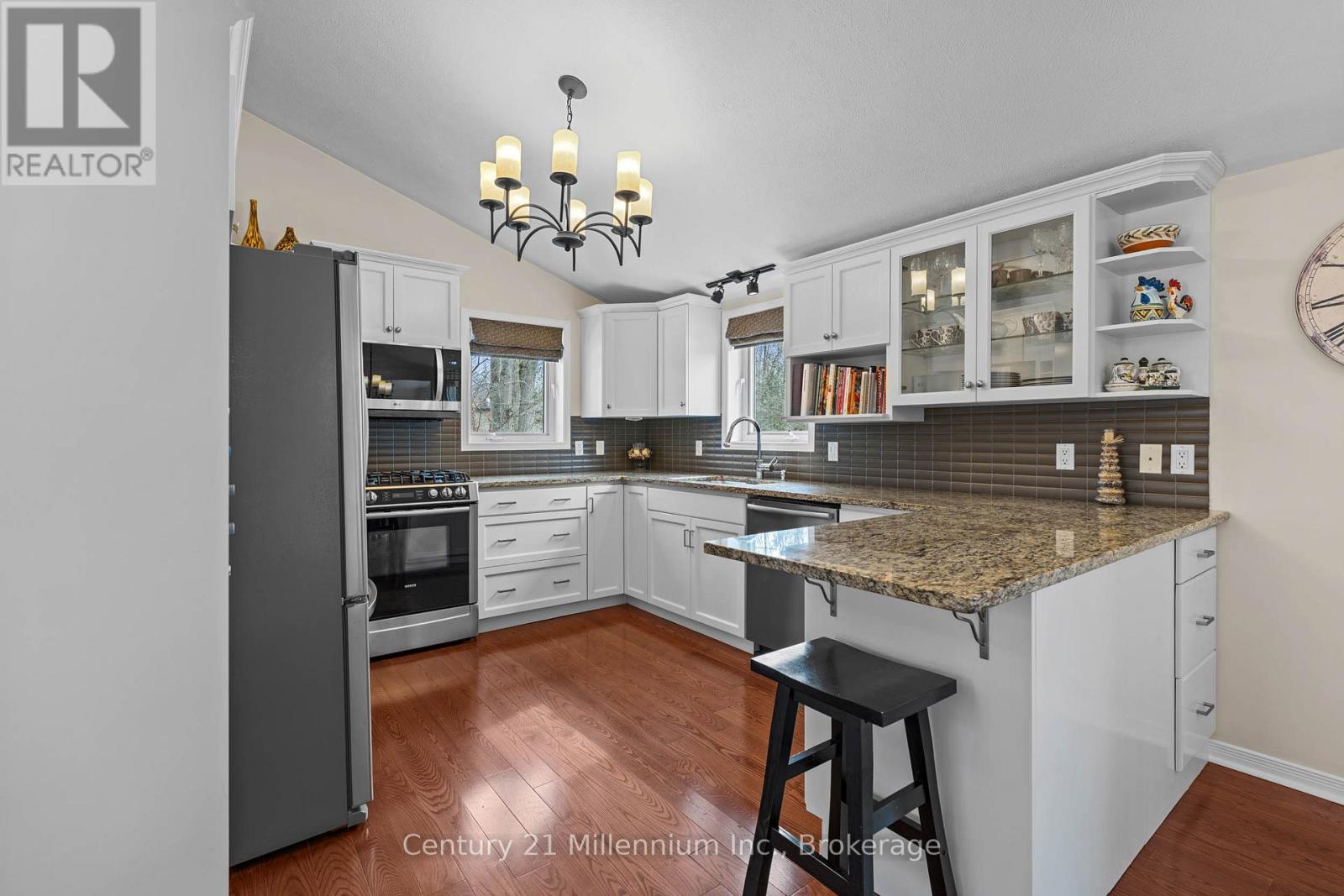 758341 Girl Guide Road, Georgian Bluffs, Ontario  N4K 5N7 - Photo 19 - X12877512