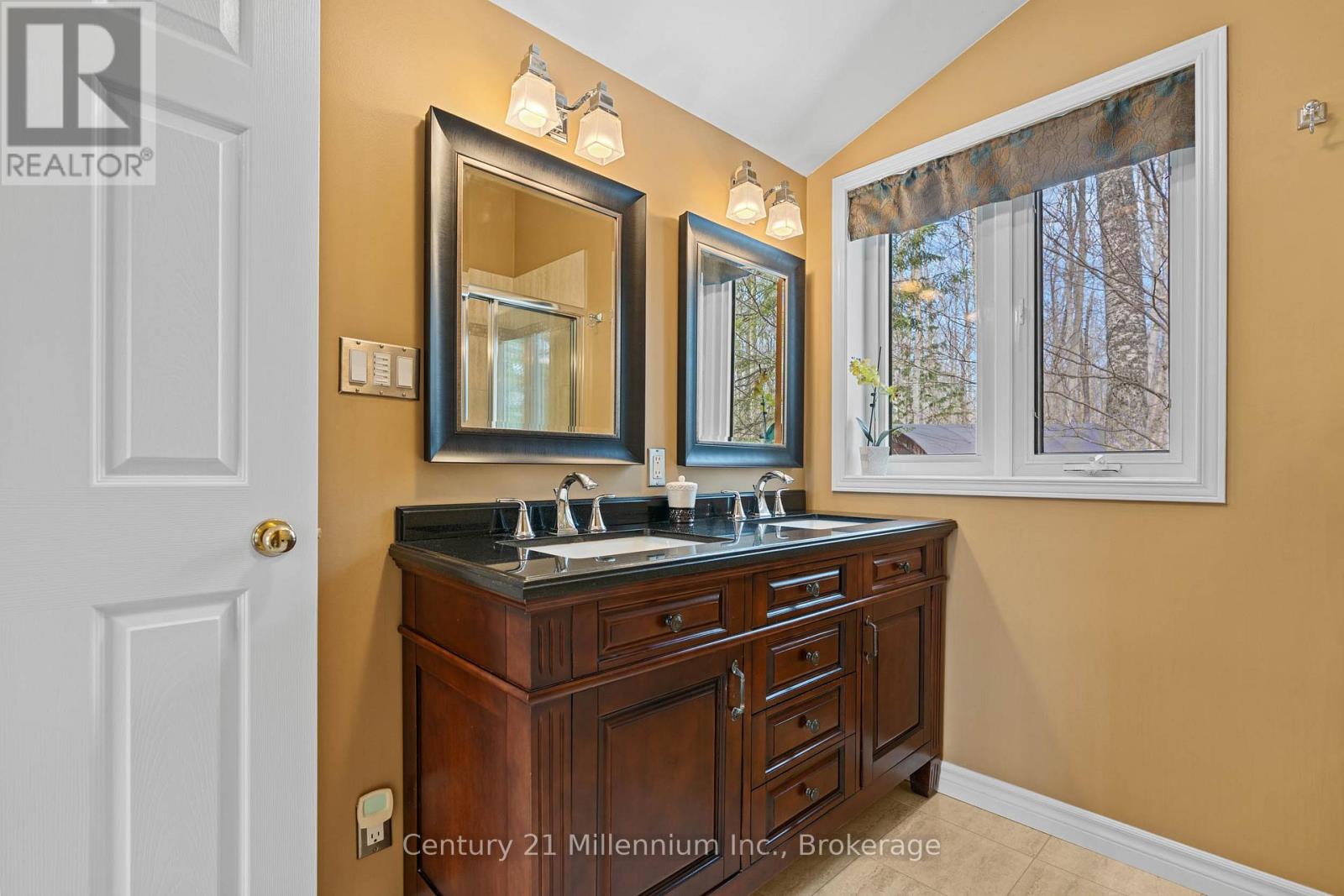 758341 Girl Guide Road, Georgian Bluffs, Ontario  N4K 5N7 - Photo 27 - X12877512