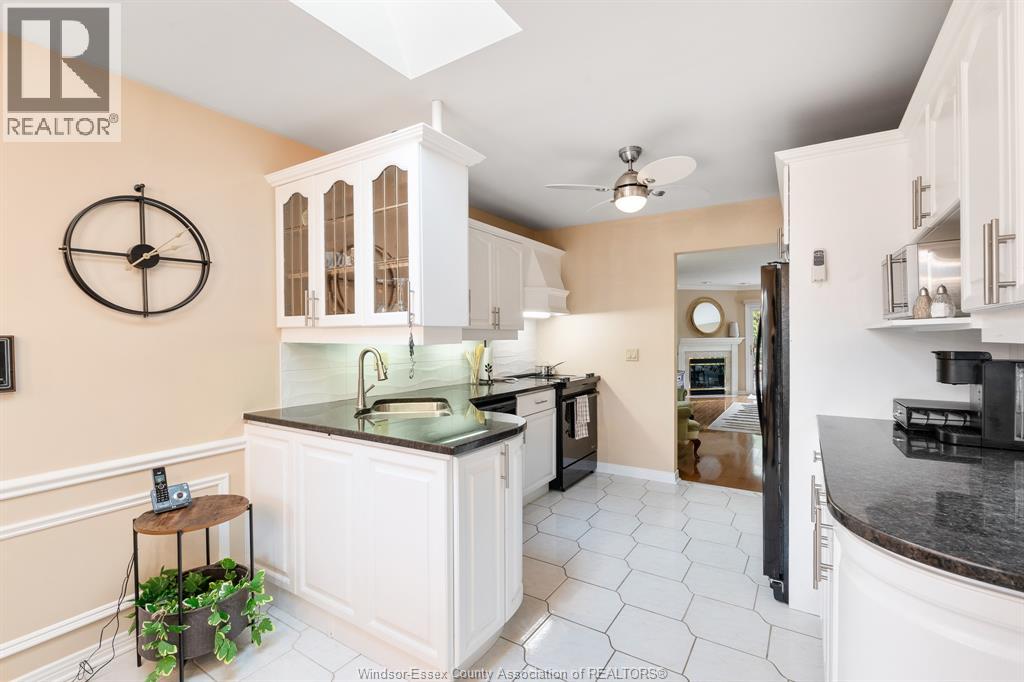 496 Martinique Avenue, Windsor, Ontario  N8P 1G6 - Photo 10 - 26005273