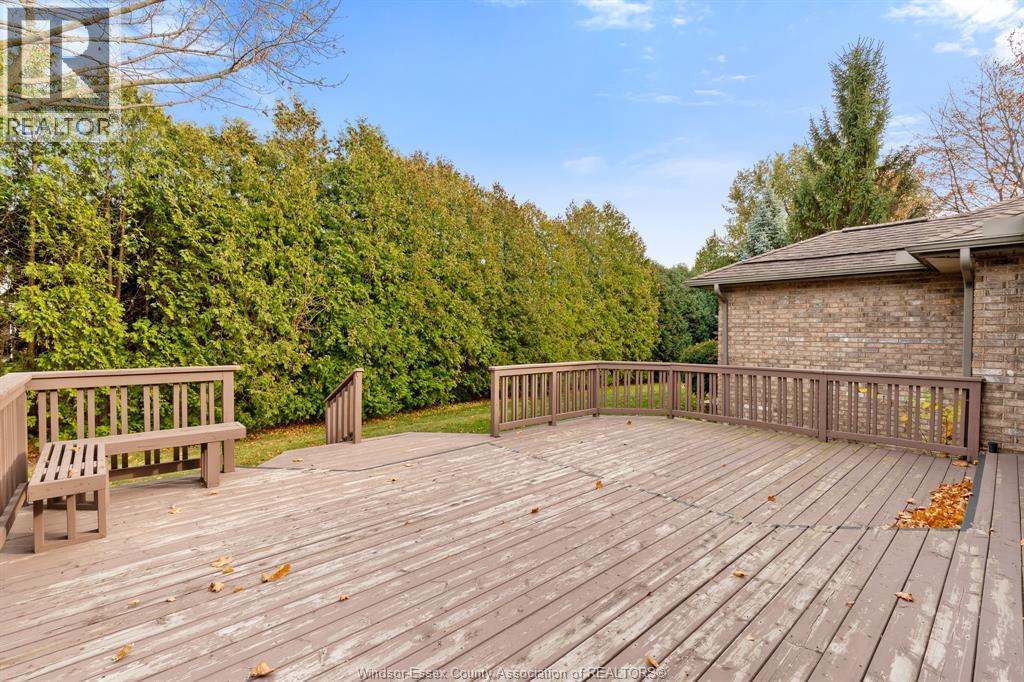 496 Martinique Avenue, Windsor, Ontario  N8P 1G6 - Photo 34 - 26005273