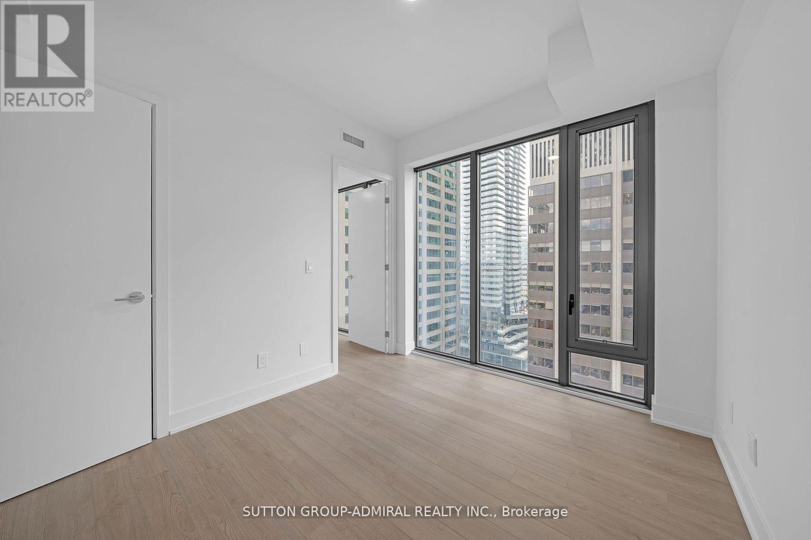 1706 - 8 Cumberland Street, Toronto, Ontario  M4W 1J5 - Photo 10 - C12877300