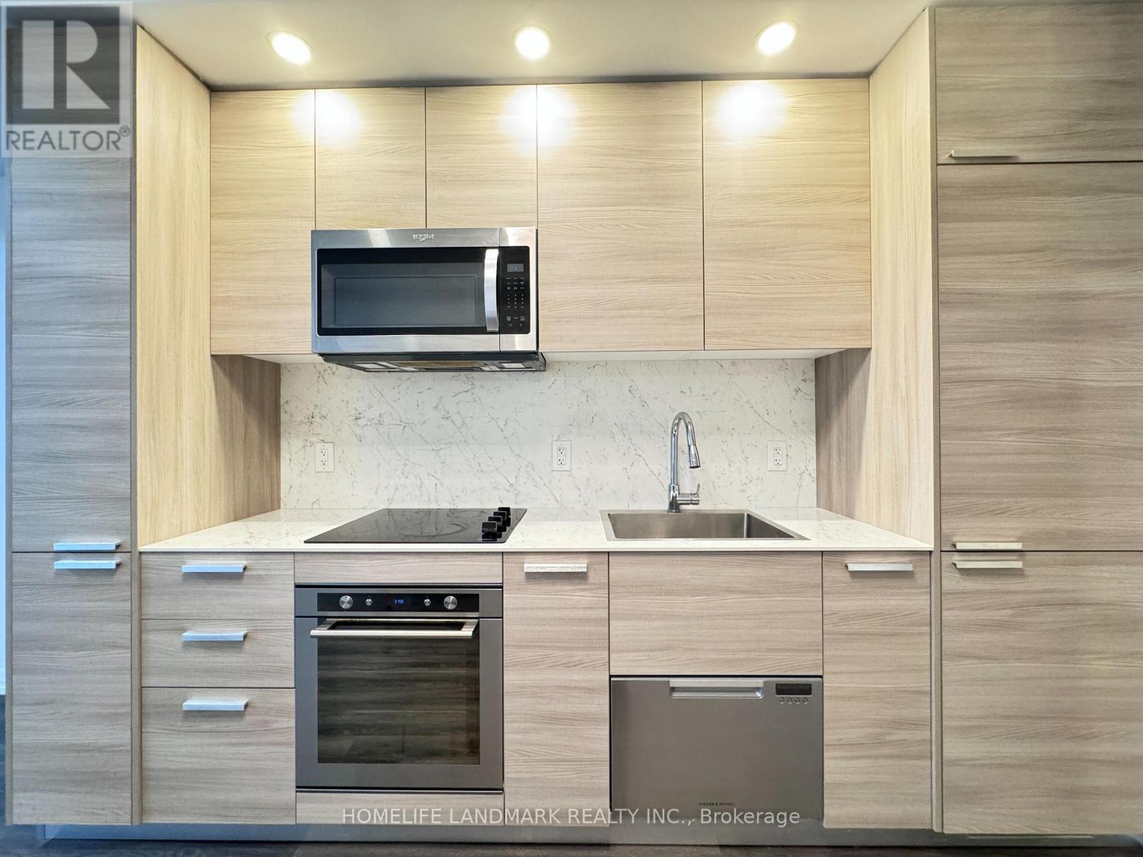 2503 - 75 Canterbury Place, Toronto, Ontario  M2N 0L2 - Photo 2 - C12877398