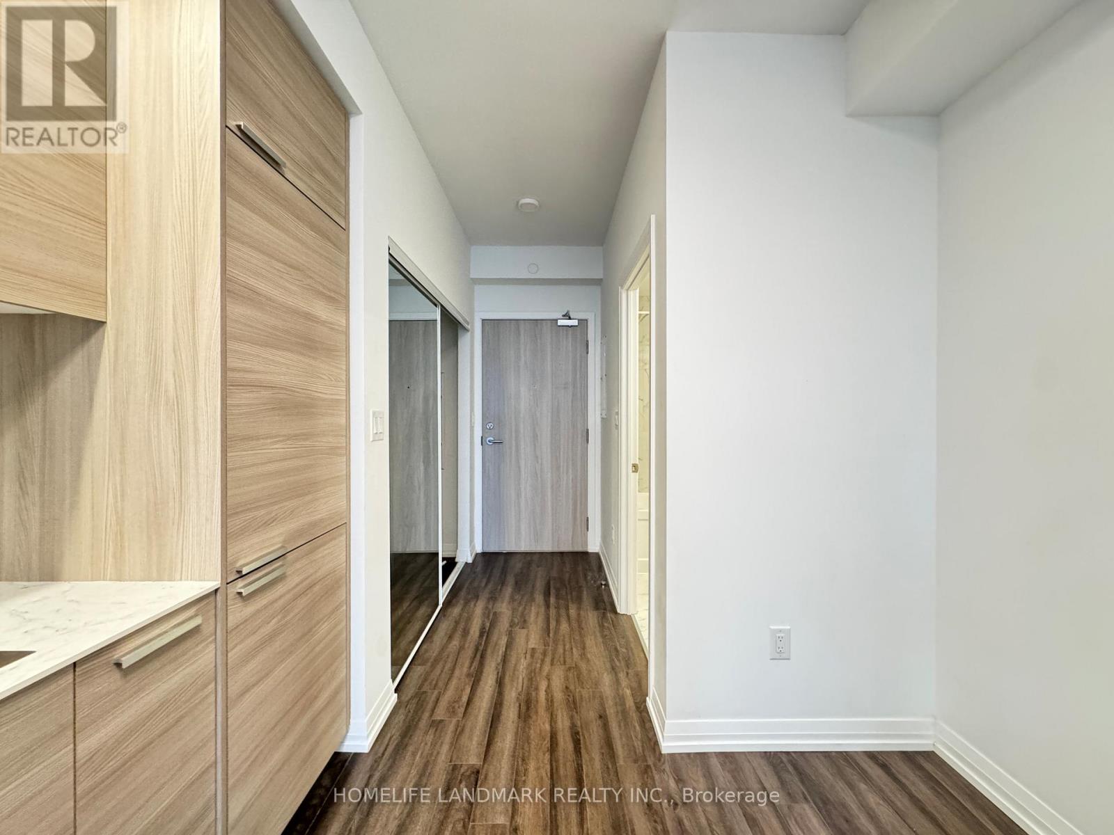 2503 - 75 Canterbury Place, Toronto, Ontario  M2N 0L2 - Photo 4 - C12877398