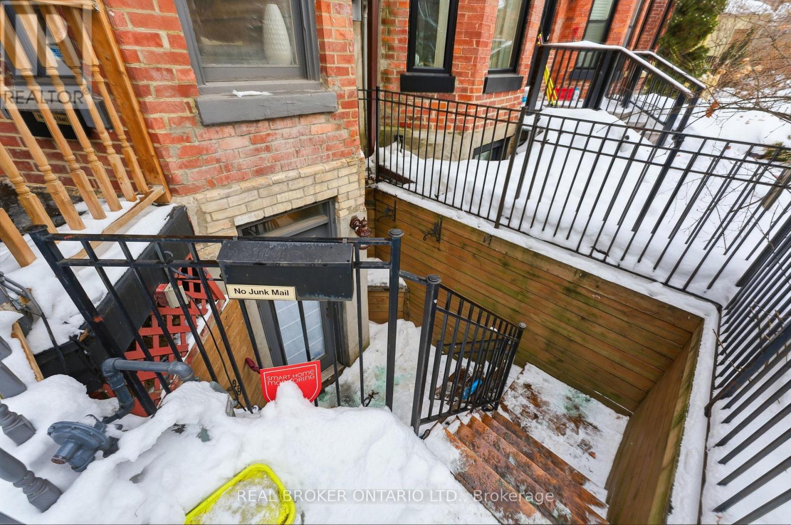 360 Wellesley Street E, Toronto, Ontario  M4X 1H4 - Photo 29 - C12877412