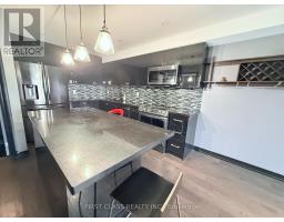 A 3BEDROOM UNIT - 2135 DUFFERIN STREET, Toronto, Ontario