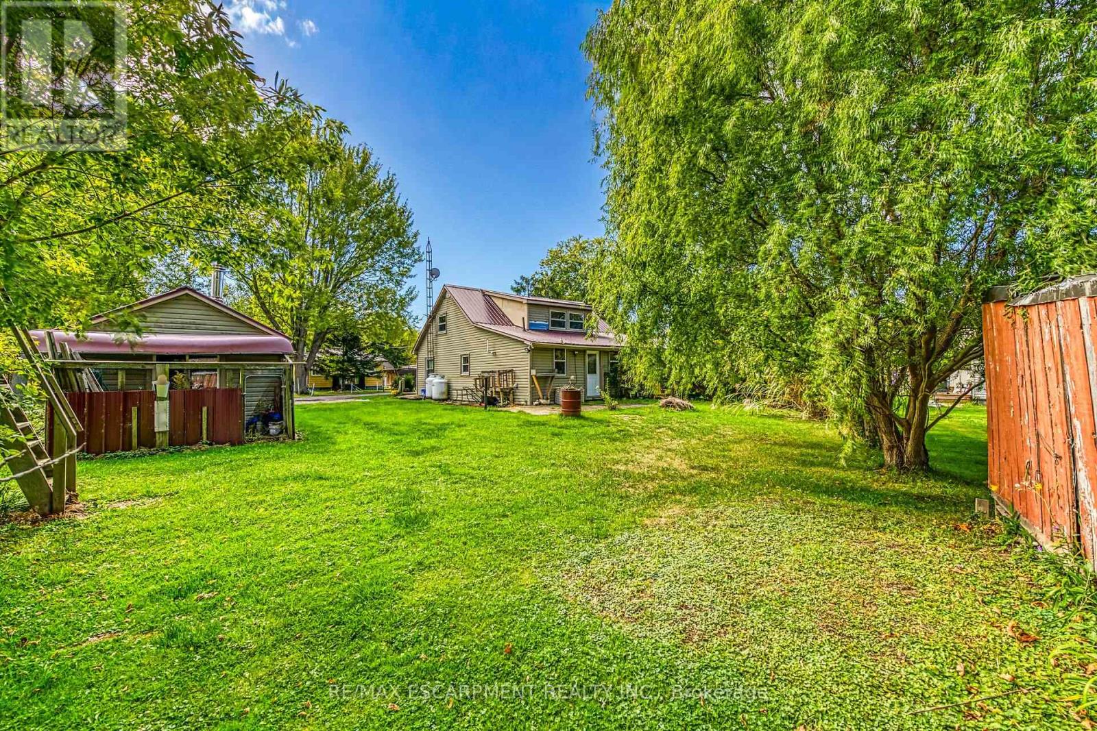 46 Nature Line, Haldimand, Ontario  N0A 1K0 - Photo 38 - X12469661