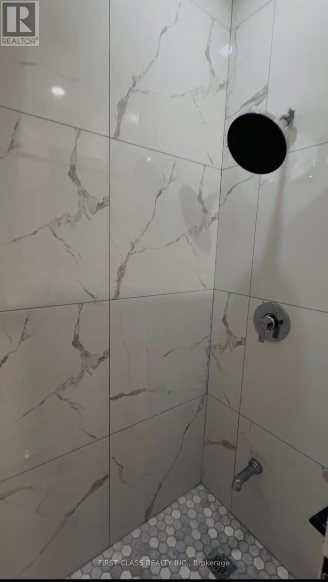 144 Denison Avenue, Toronto, Ontario  M5T 2N3 - Photo 8 - C12877492