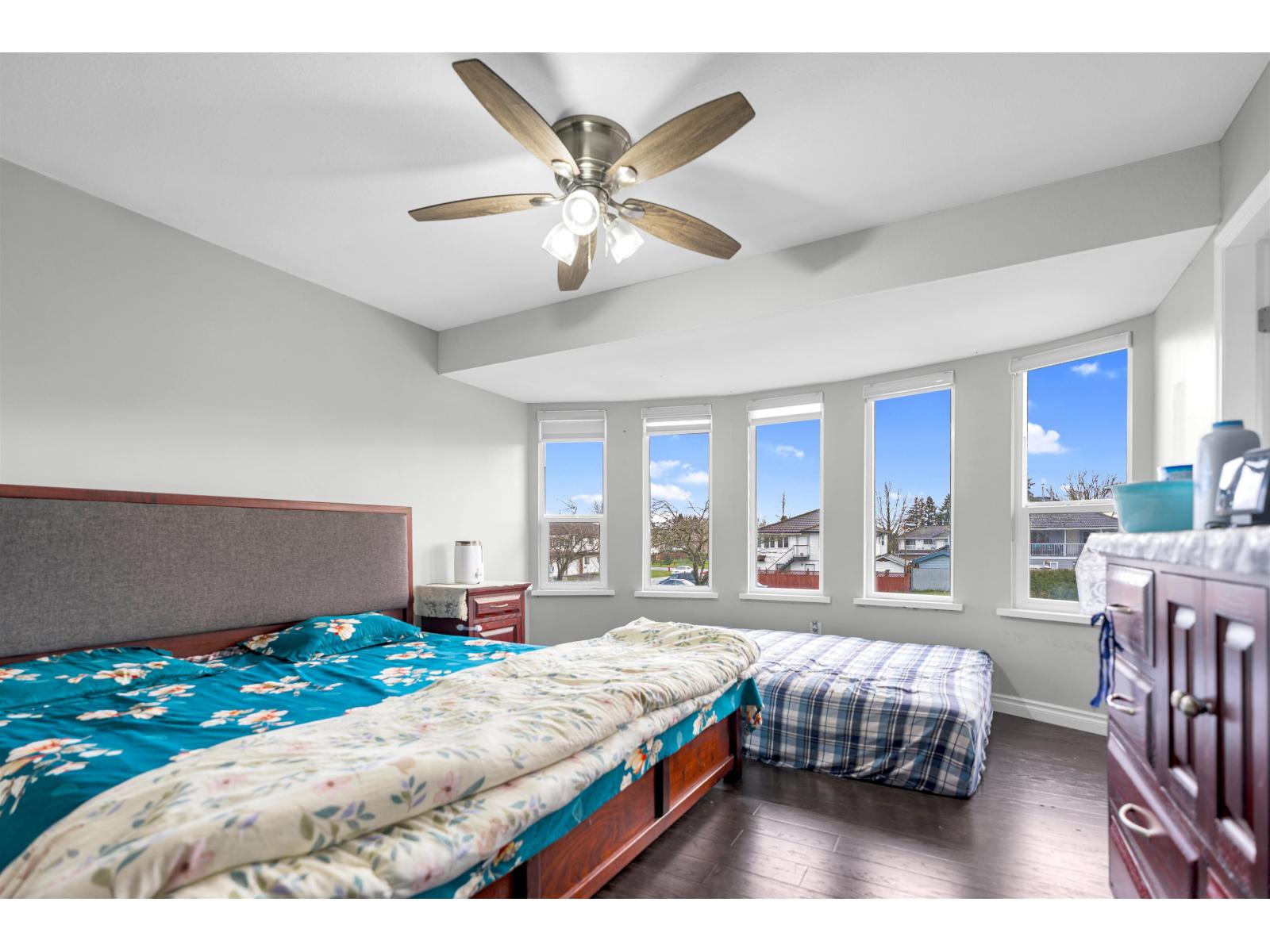 7595 122a Street, Surrey, British Columbia  V3W 0K7 - Photo 5 - R3099237