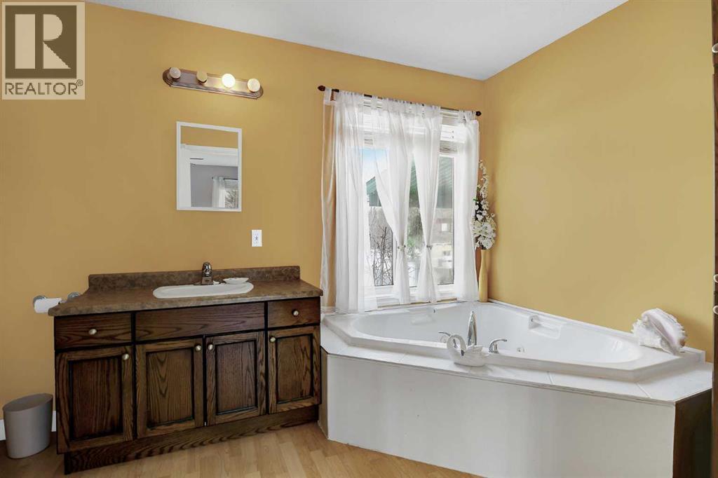 24541 Highway 676, M.d. Of, Alberta  T0H 1B0 - Photo 19 - A2292498