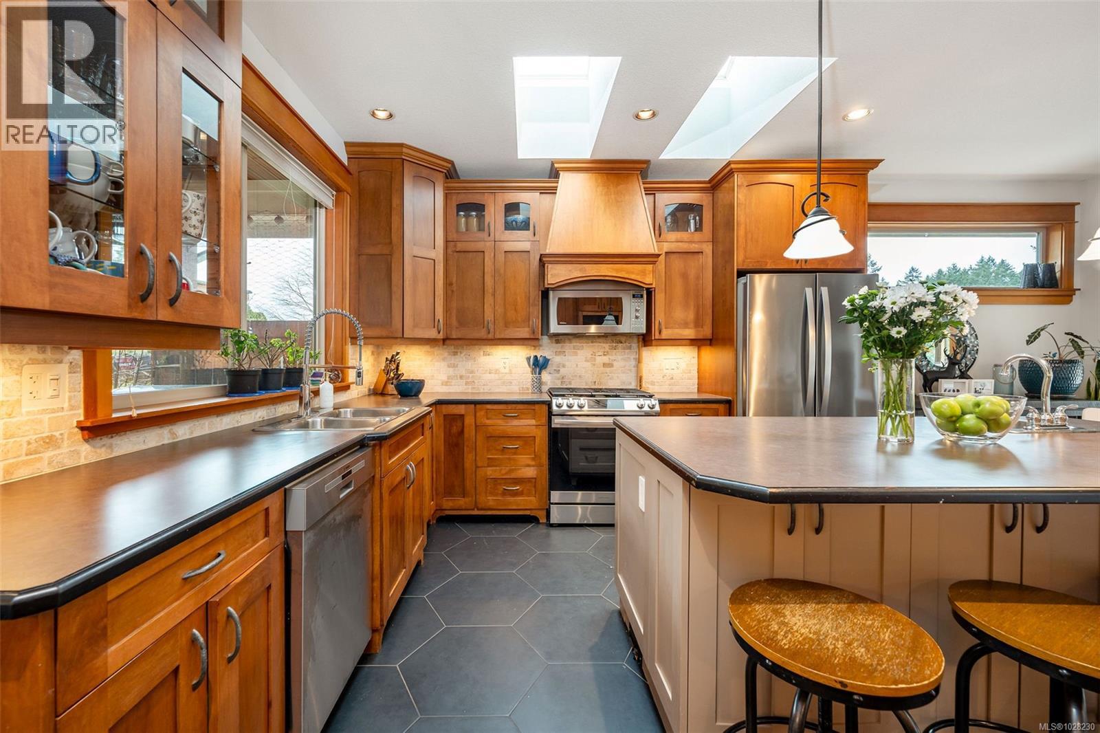 3676 Monterey Dr, Nanaimo, British Columbia  V9T 6R9 - Photo 28 - 1028230