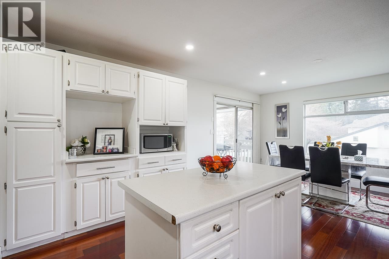 11698 206a Street, Maple Ridge, British Columbia  V2X 0X8 - Photo 7 - R3098886