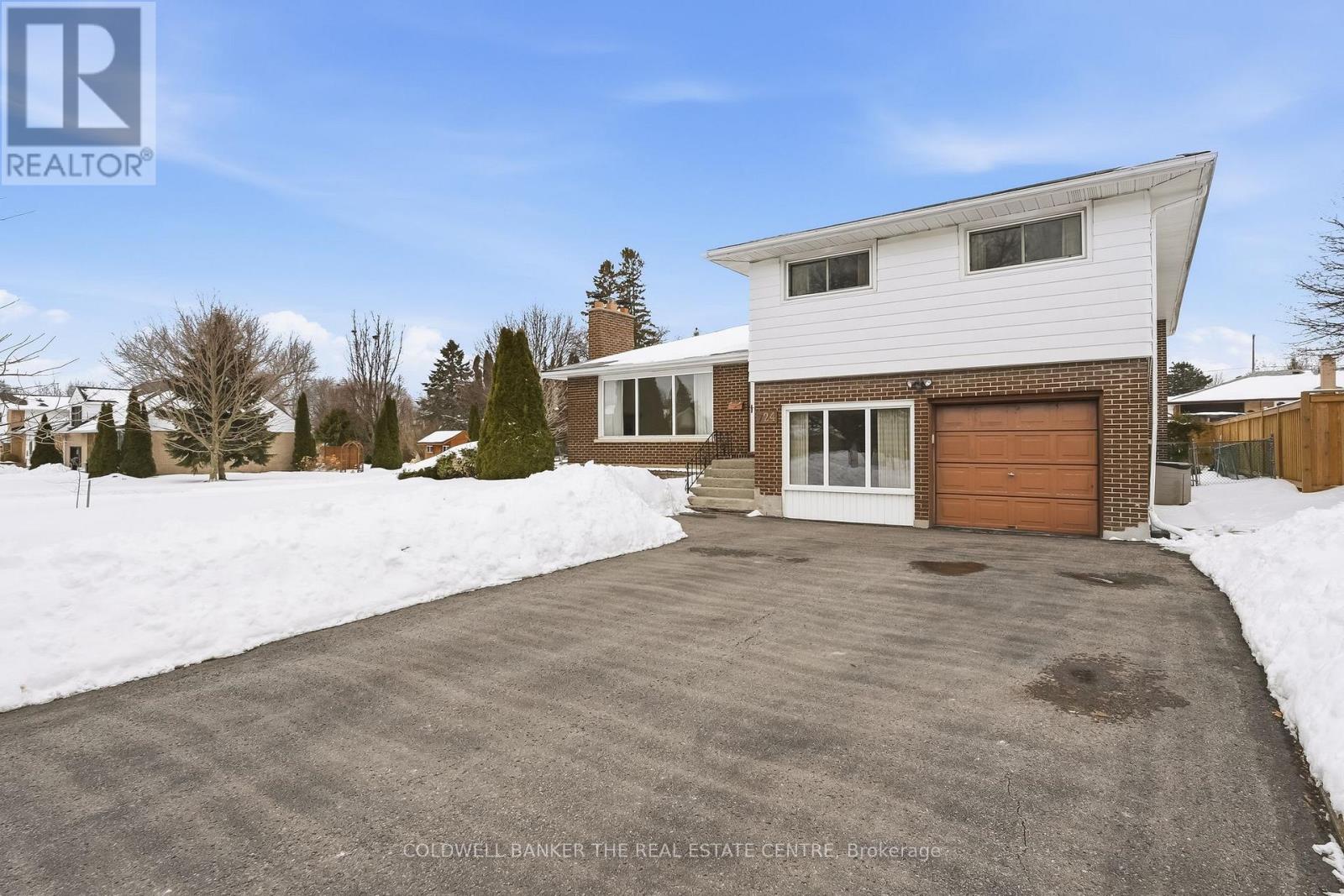 724 Westdale Street, Oshawa (Northglen), Ontario  L1J 5B7 - Photo 2 - E12877476