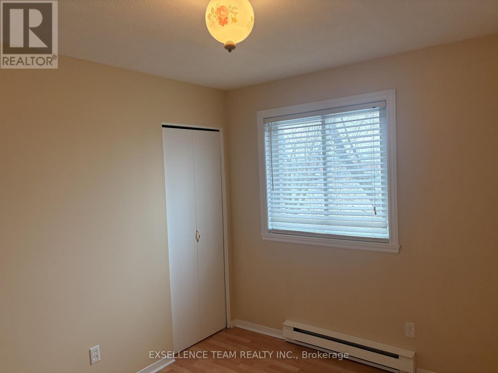 220 Kenyon Street, North Glengarry, Ontario  K0C 1A0 - Photo 14 - X12877406