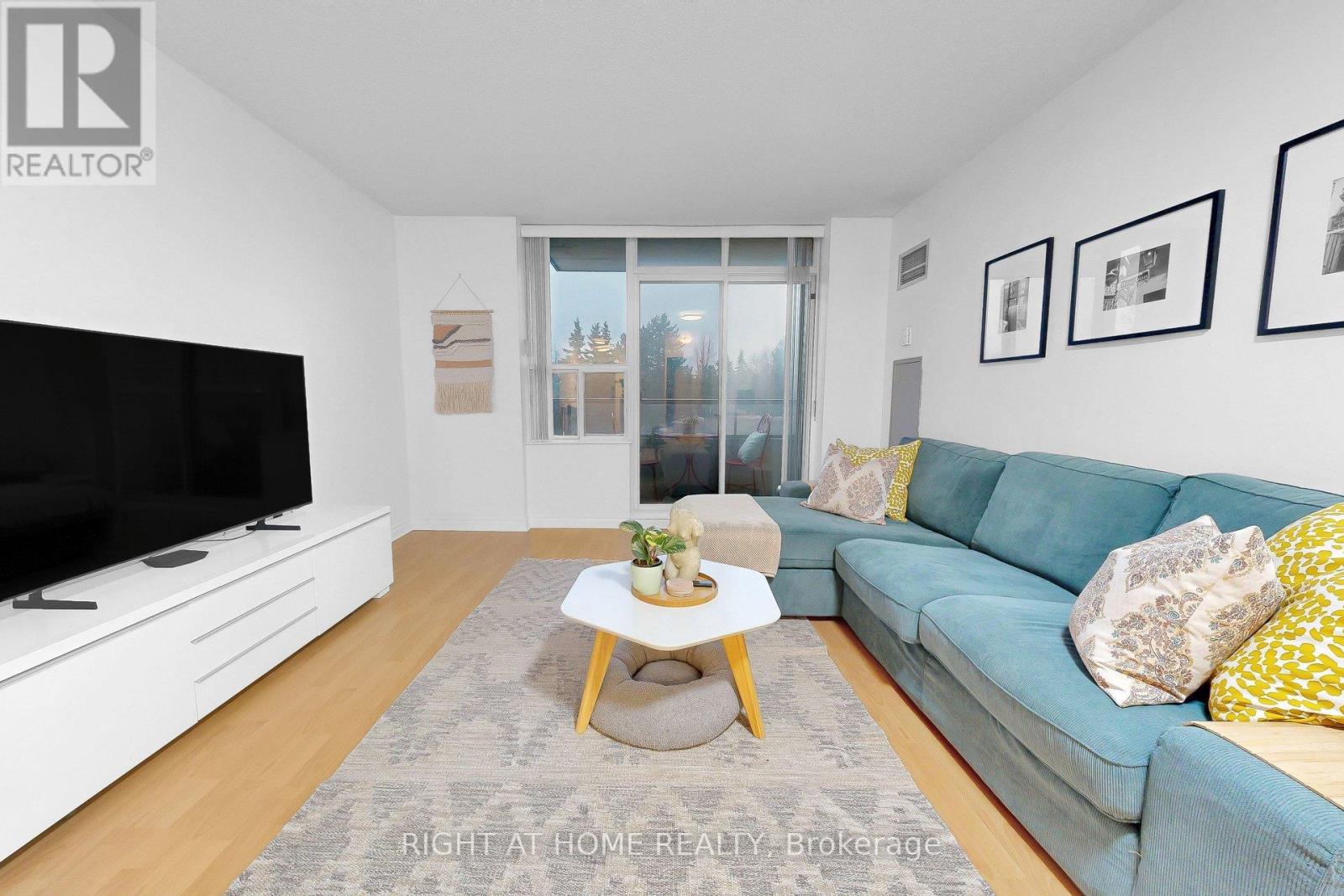 216 - 2100 John Street, Markham, Ontario  L3T 7S6 - Photo 3 - N12877270