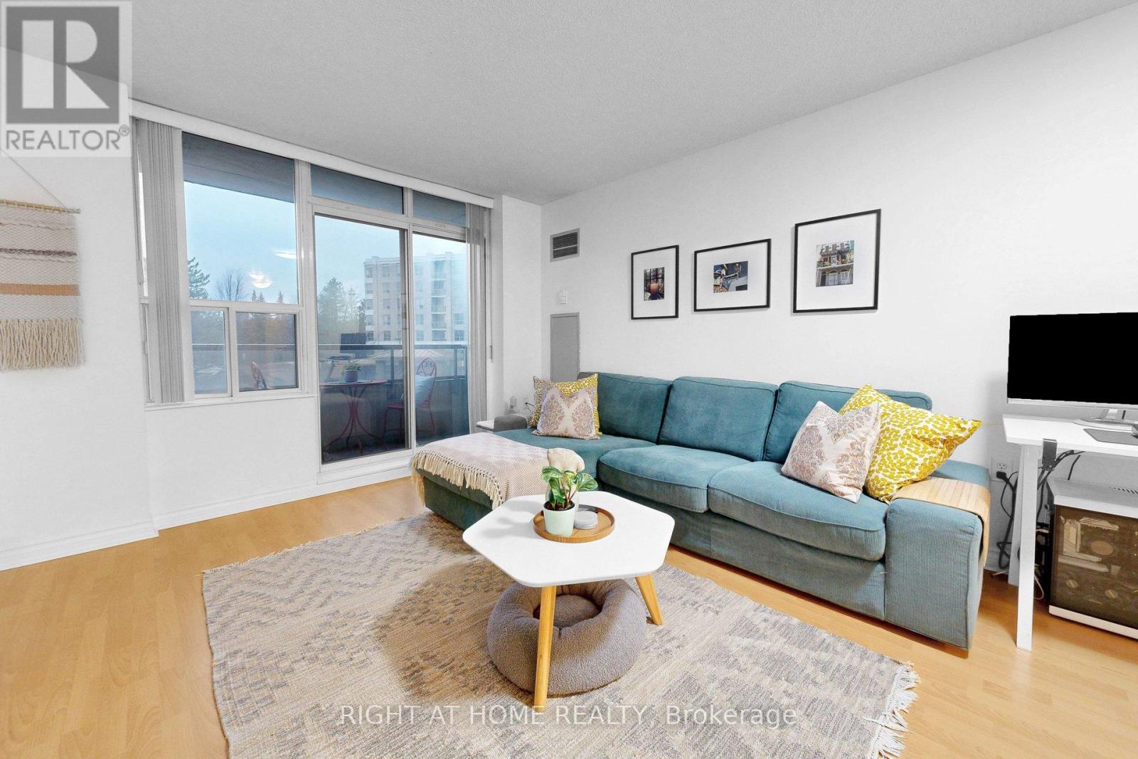 216 - 2100 John Street, Markham, Ontario  L3T 7S6 - Photo 4 - N12877270